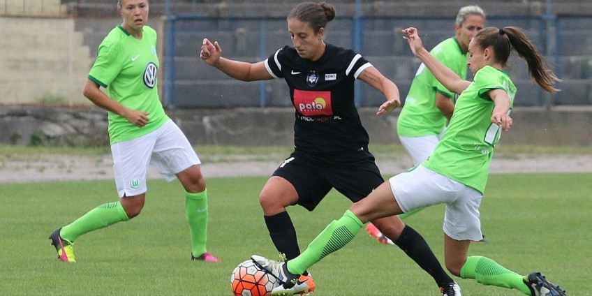 Kostova - zagraniczna królowa