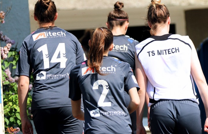 Mitech Żywiec spada