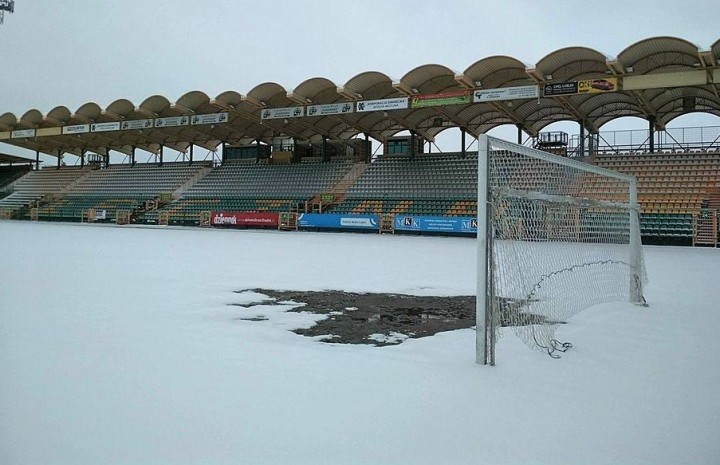 Zagrała tylko połowa