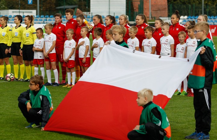 Hiszpania stanęła na drodze