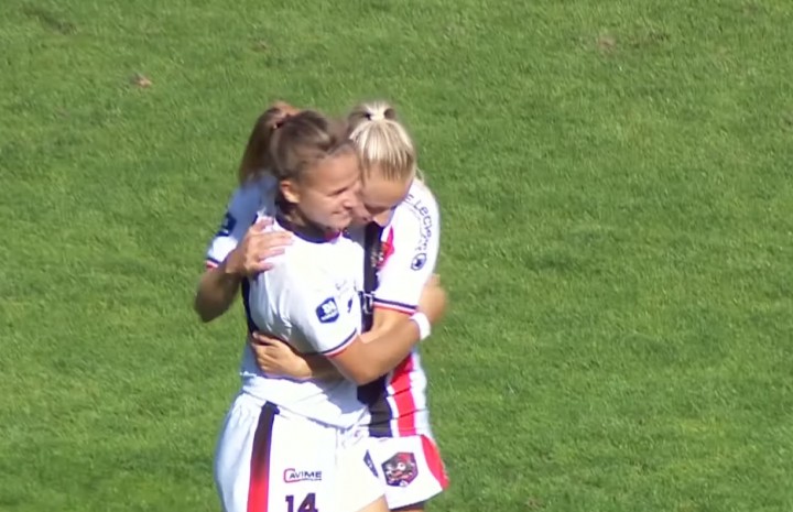 Grabowska z asystą i golem w debiucie