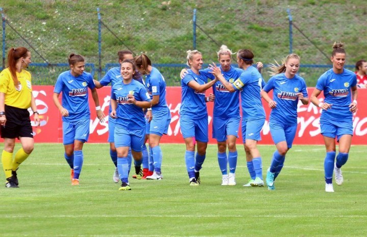 Nie będzie testów na koronawirusa dla piłkarek