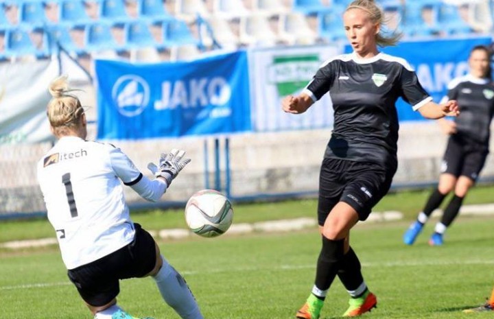 Cała runda z trybun