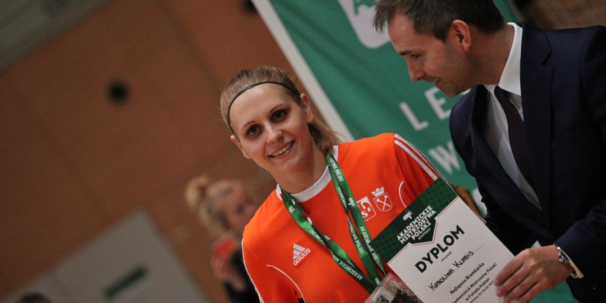 Dziesiąty sezon Klabis