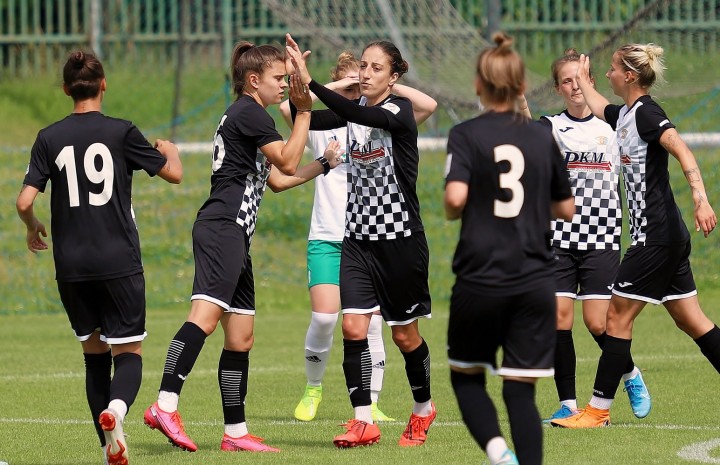 Transfery Czarnych na miarę mistrzostwa?