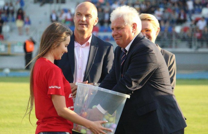 Kadencja komisji do sierpnia 2021