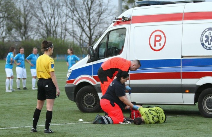 Mecz dwóch KKP z akcją (foto)