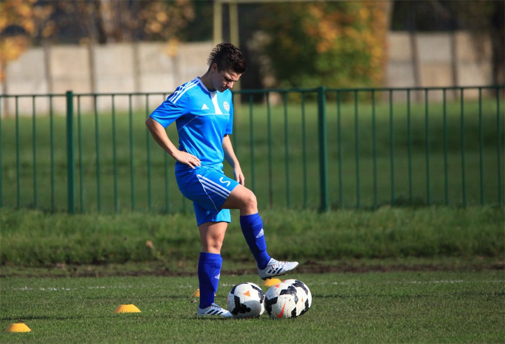 Victoria Sianów - Akademia Piłkarska LG 