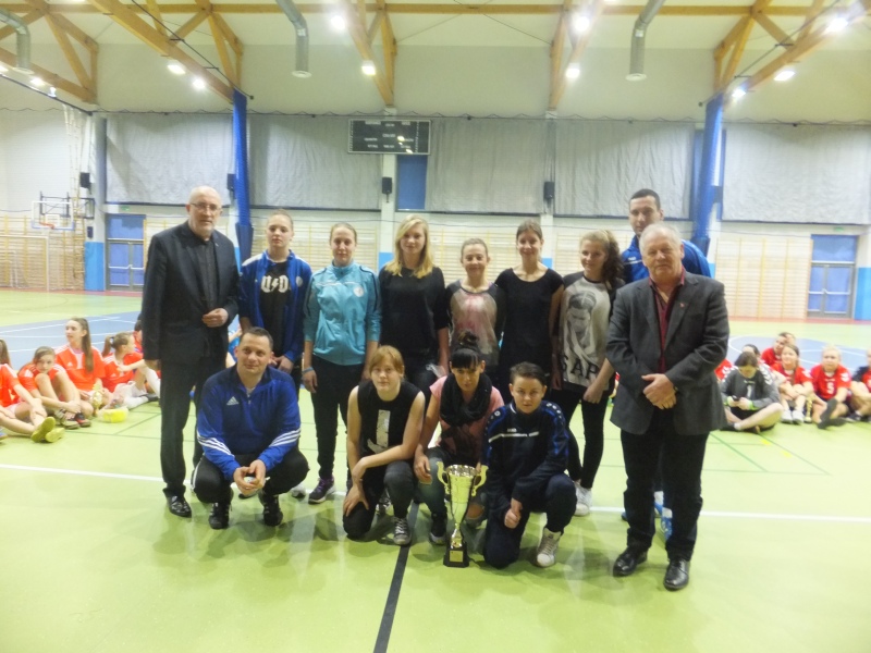 Turniej w Sianowie z okazji Dnia Kobiet