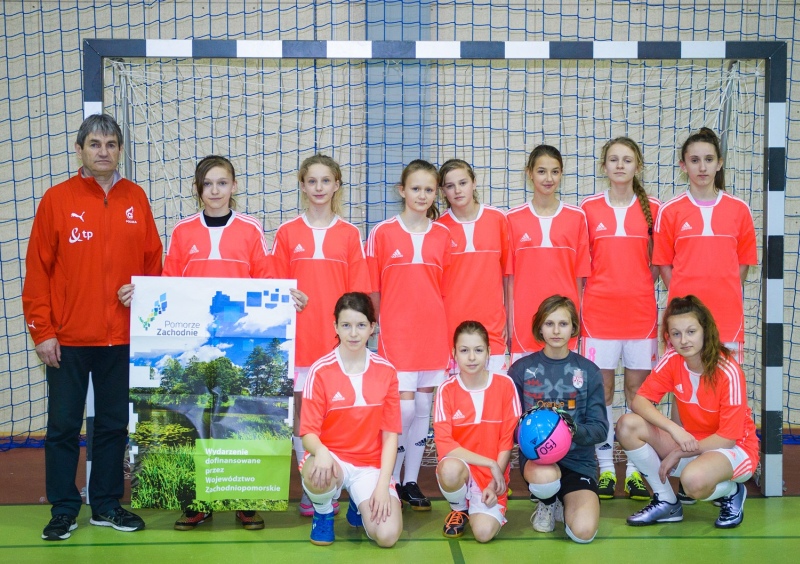 Turniej w Sianowie z okazji Dnia Kobiet